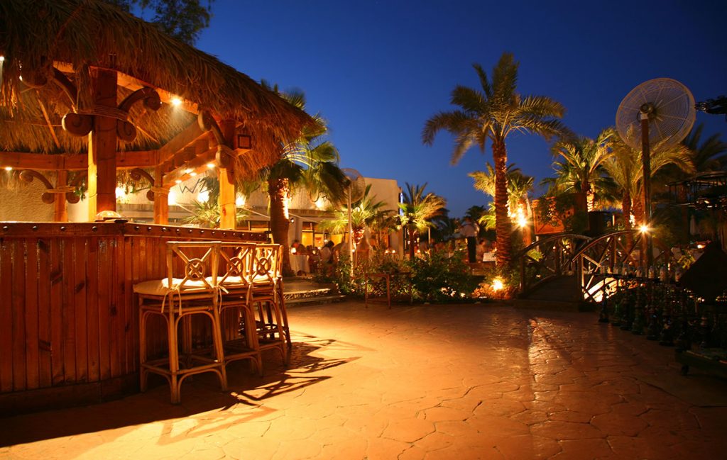 Tiki Grills Bar